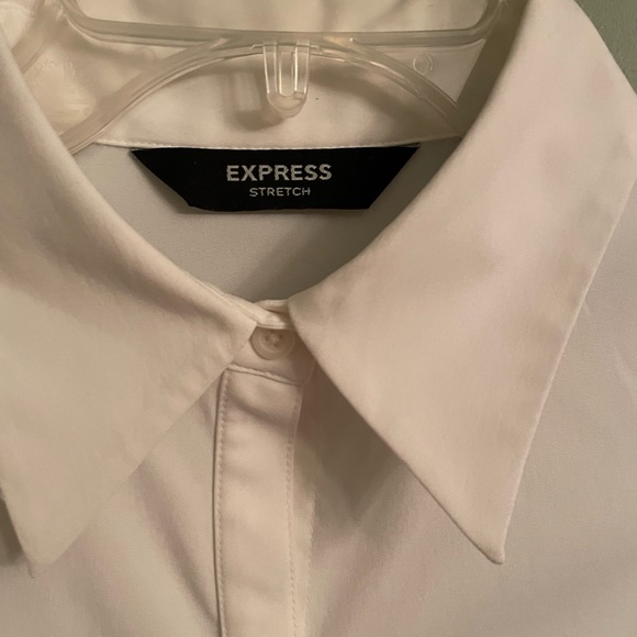 Express white bottoms down shirt size 9/10. Stretchy, 2/3 sleeves - Picture 14 of 14